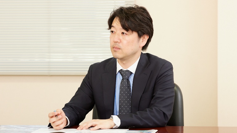 Yuki Arai, ผู้จัดการส่วน ,ฝ่ายวางแผนผลิตภัณฑ์, ฝ่ายขาย, บริษัท โอเรียนทัล มอเตอร์