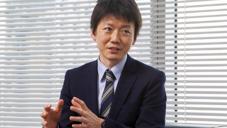 Hiroshi Yamakoshi,หัวหน้าฝ่ายวางแผนผลิตภัณฑ์ ฝ่ายวางแผนผลิตภัณฑ์ ฝ่ายขาย บริษัท โอเรียนทัล มอเตอร์